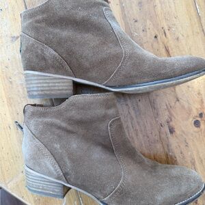 Seychelles Tan Ankle Booties